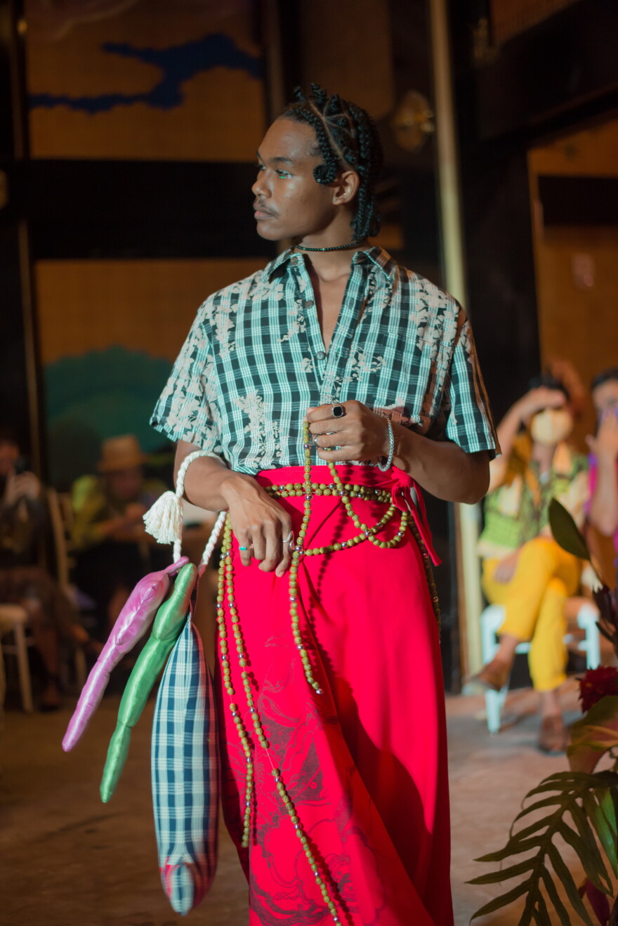 ハワイNake‘u Awai Designs ナケウ アヴァイ ワンピース Fashion Designer Nakeʻu Awai Reinvented at 85 by Aupuni Space